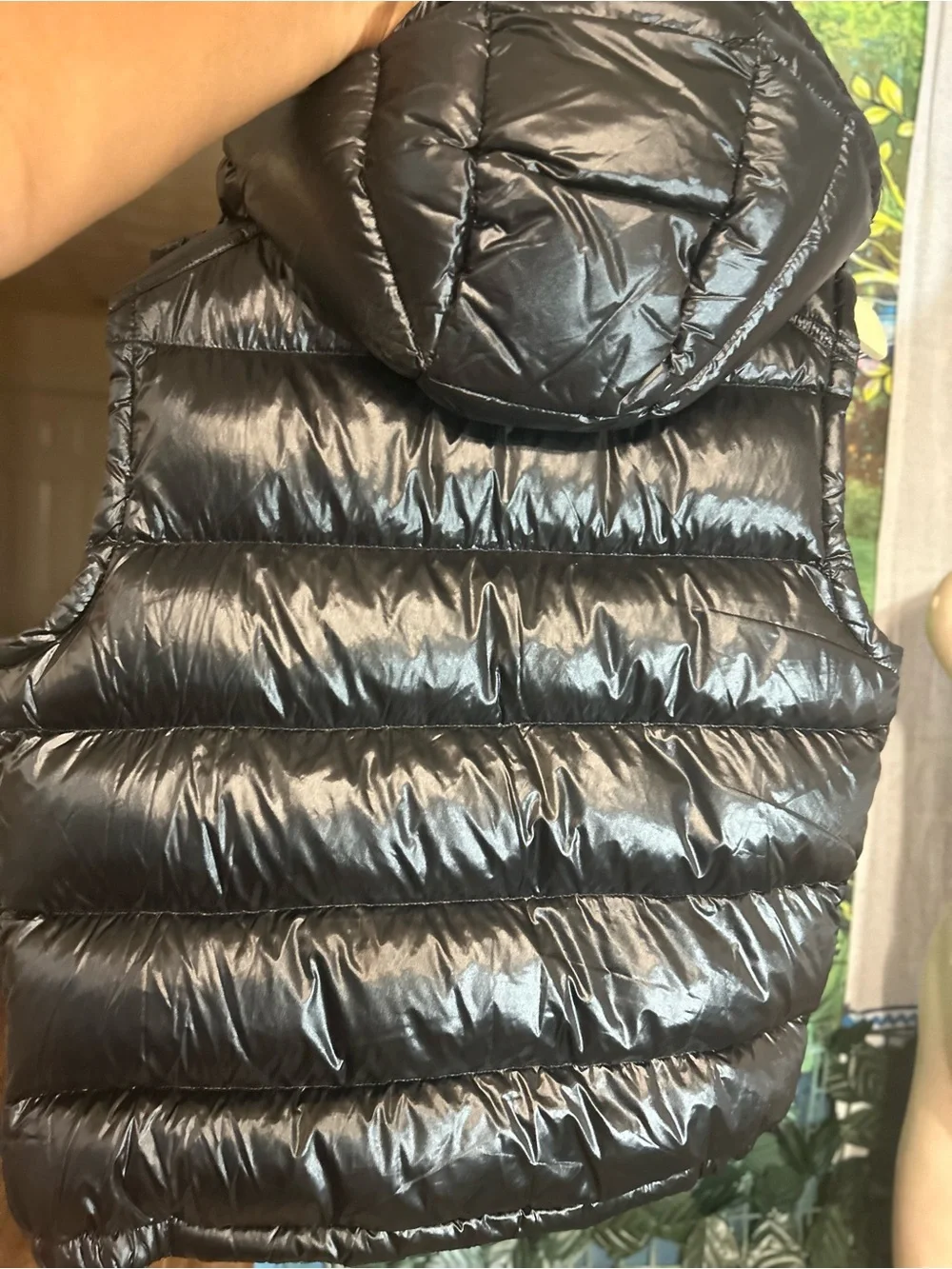 Moncler Bormes Authentic Shiny Black Puffer Hooded Vest | Size: 2